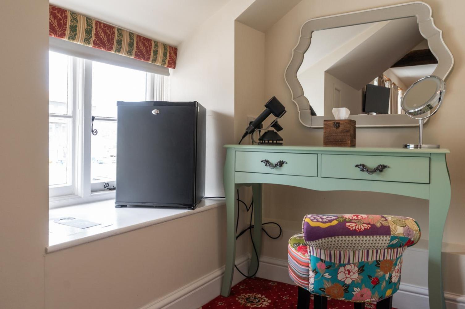 Bridport Arms Hotel West Bay Room photo